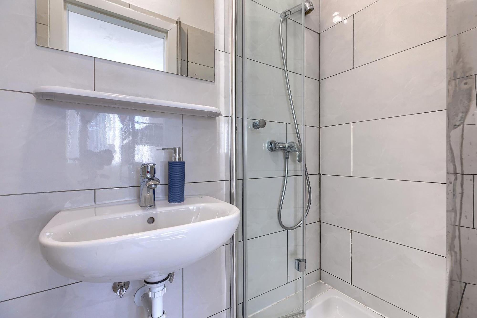 Monte Zaro Hostel Пула Екстериор снимка