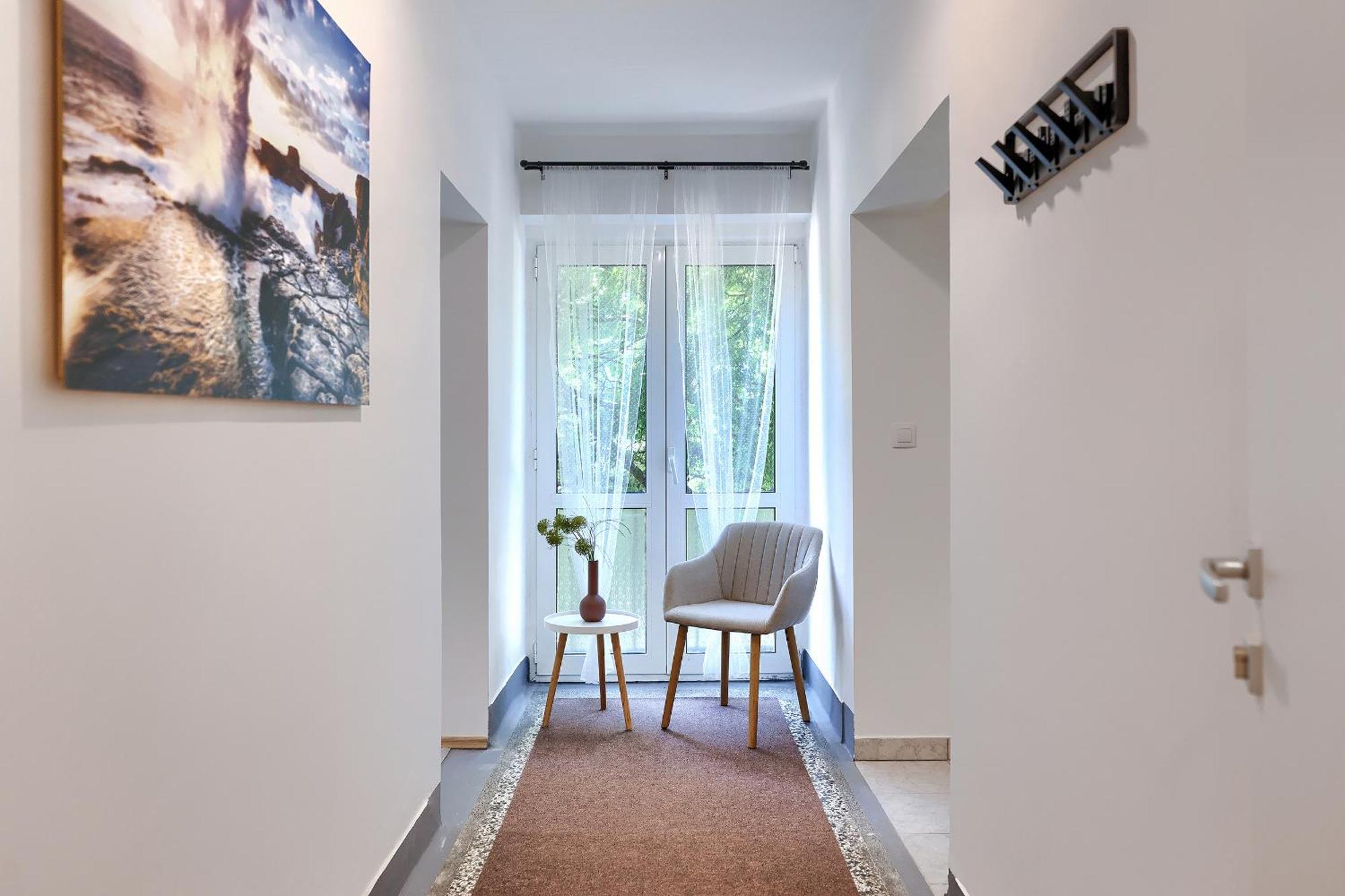 Monte Zaro Hostel Пула Екстериор снимка