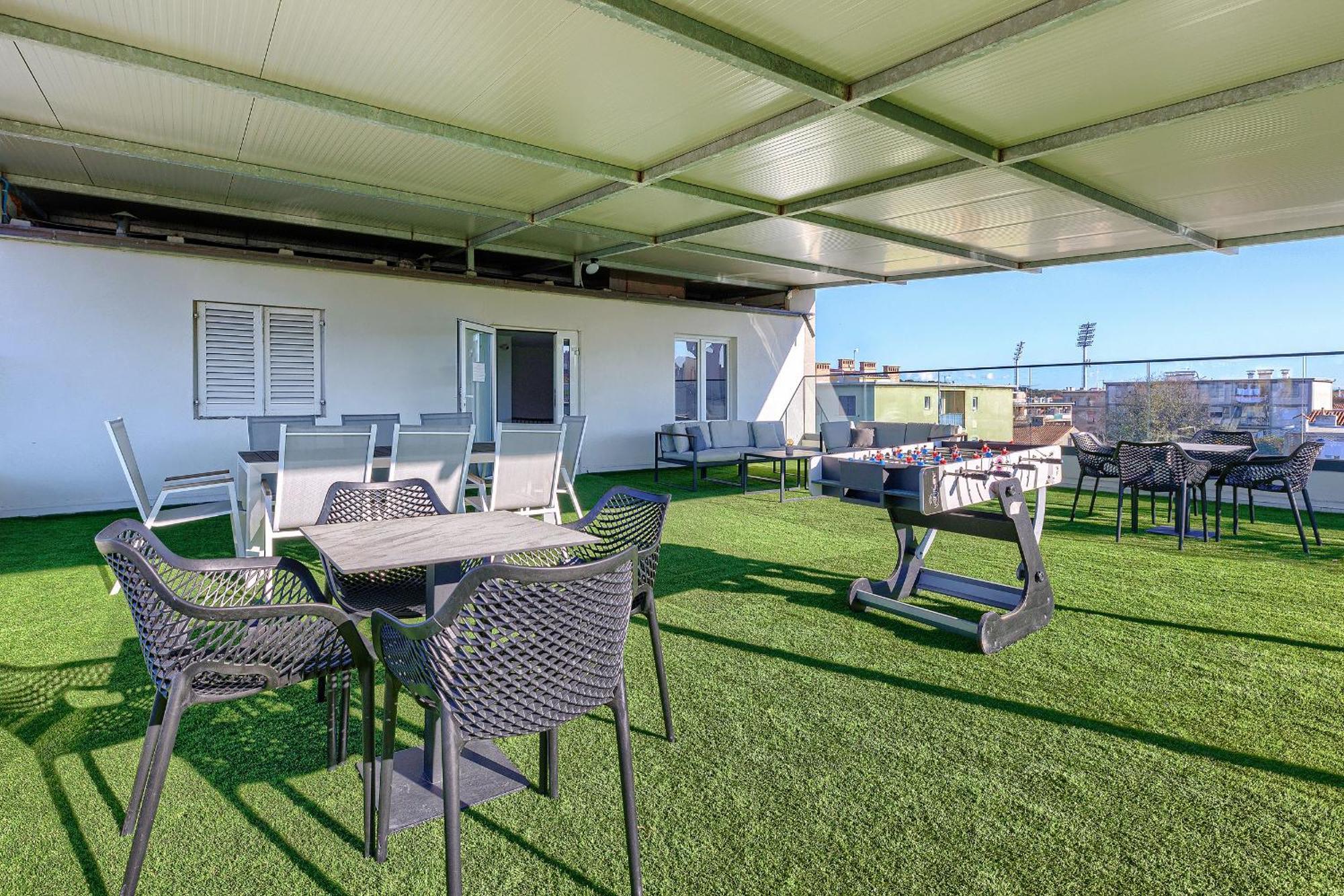 Monte Zaro Hostel Пула Екстериор снимка